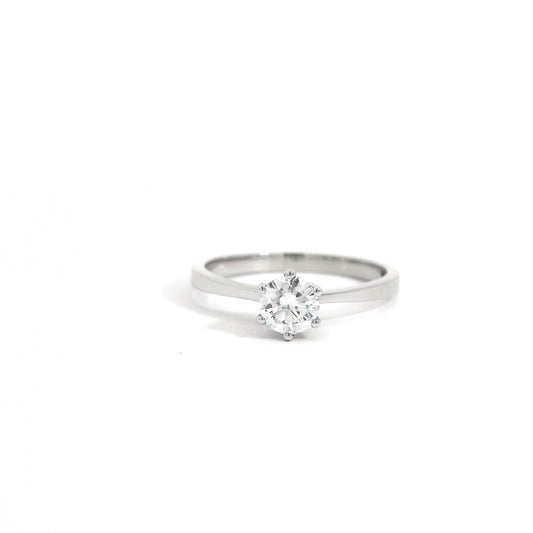 18k Diamond Ring