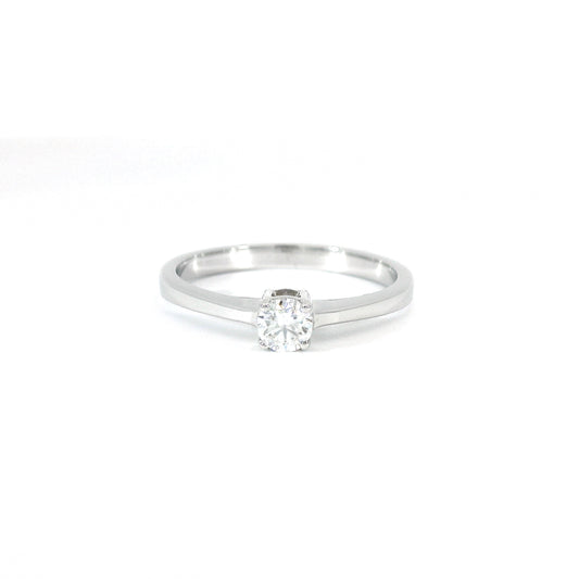 18k Diamond Ring